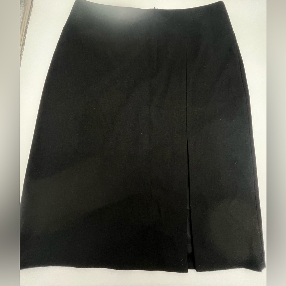 Banana Repunlic stretch black wool blend career skirt lined with slit size 14